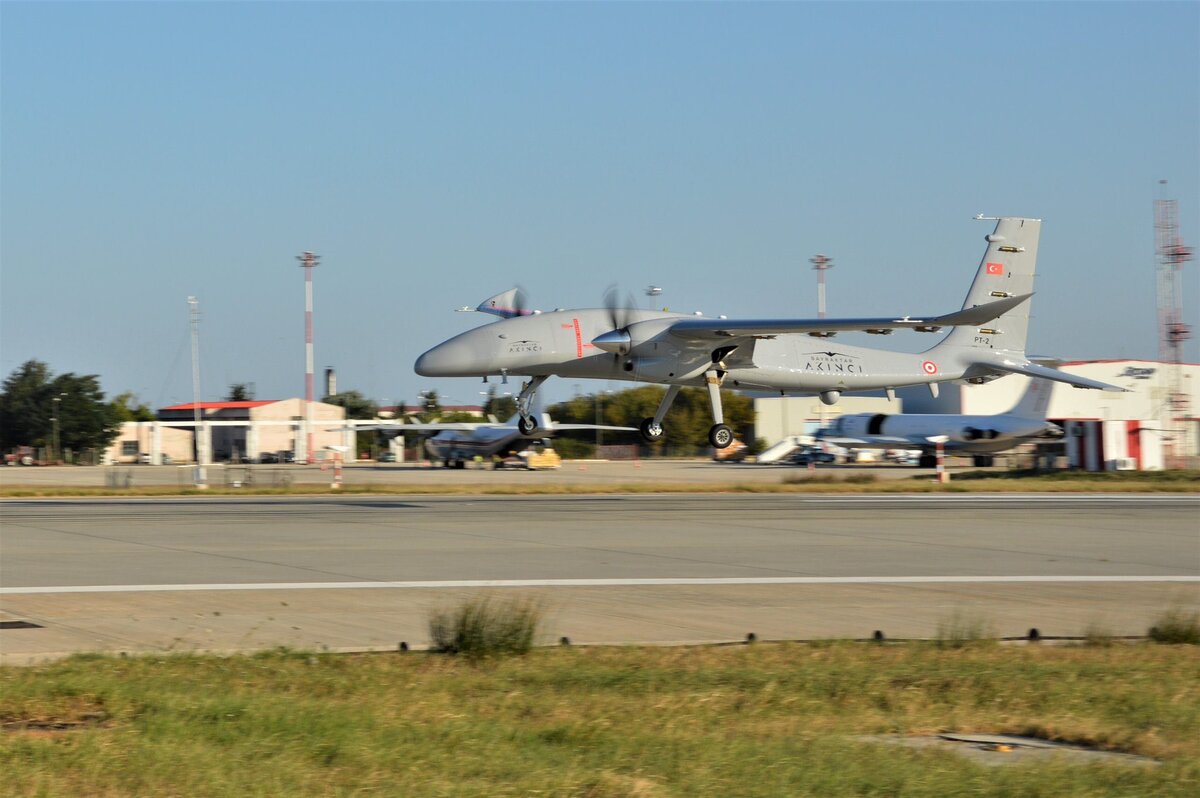 Bayraktar Akıncı 