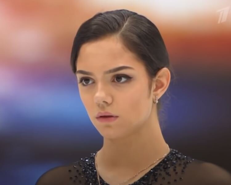 Евгения Медведева Чемпионат мира по фигурному катанию 2019. Источник фото: YouTube канал Первого канала.