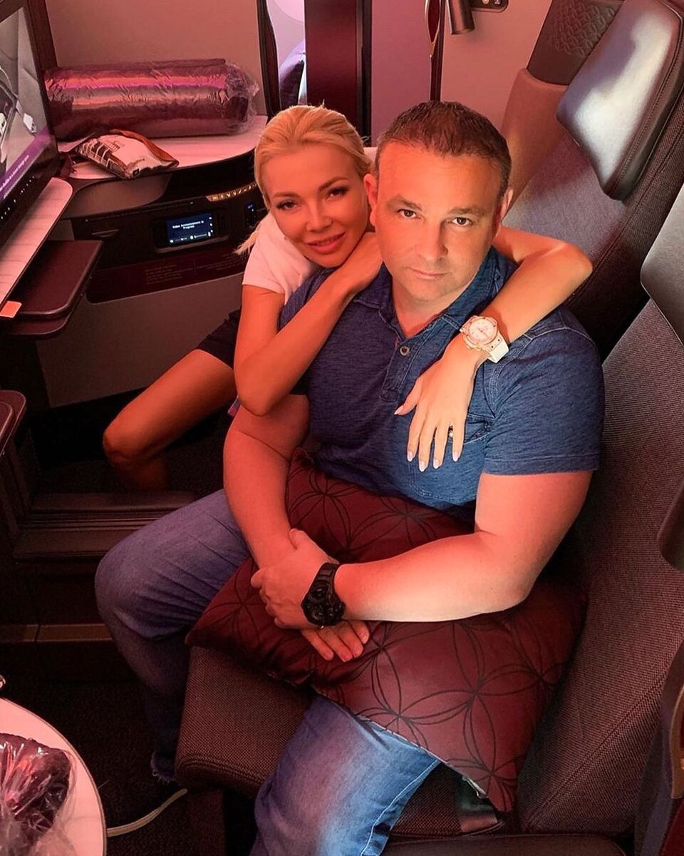 Трудно поверить, что на двух фотографиях один человек.