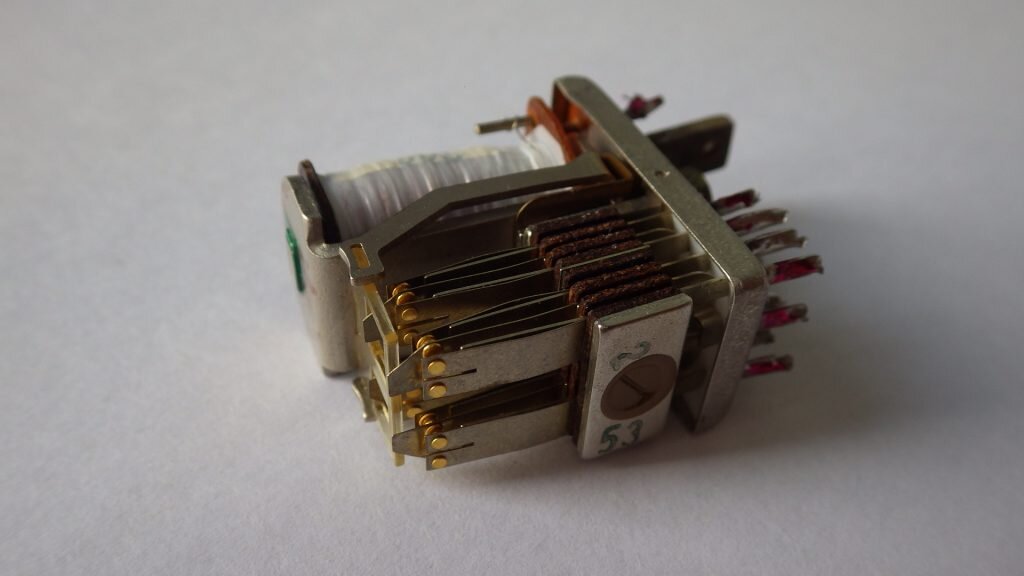 Приёмные радиодетали (Реле) | 💲ДРАГОЦЕННЫЙ МЕТАЛЛ💲 | Дзен