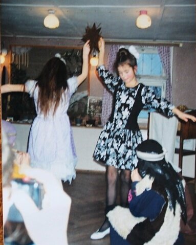 Выступление на празднике в школе