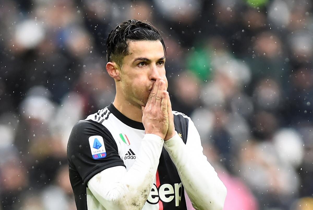 Неудачи "Ювентуса некоторые болельщики связывают с Роналду.