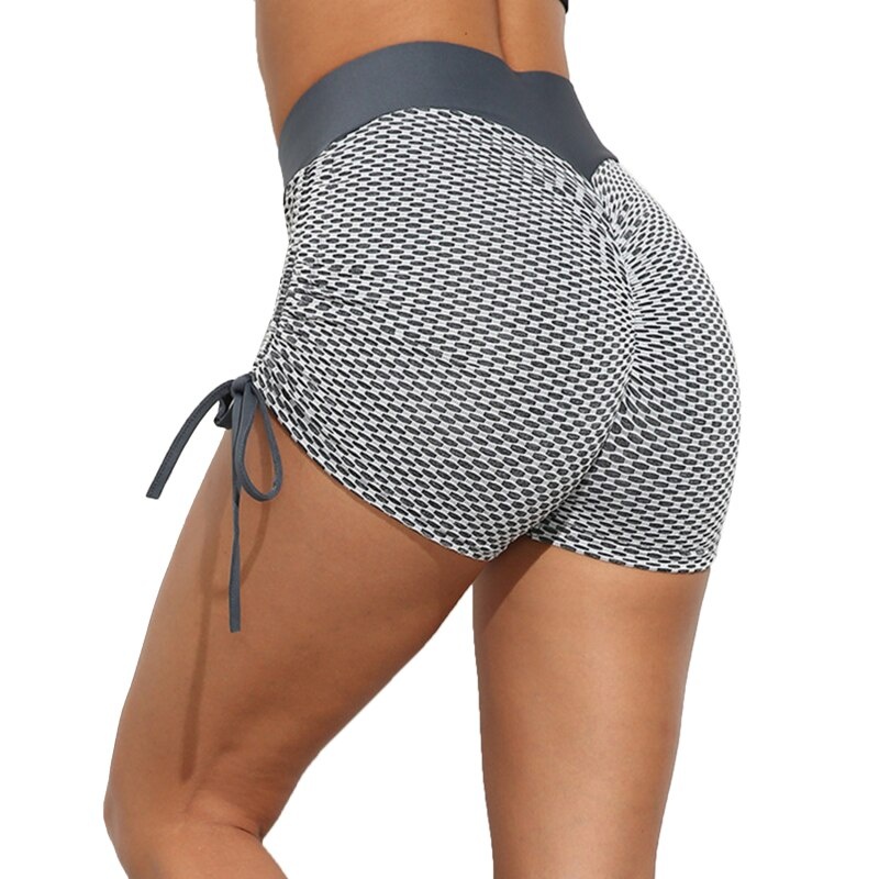 Женские спортивные шорты