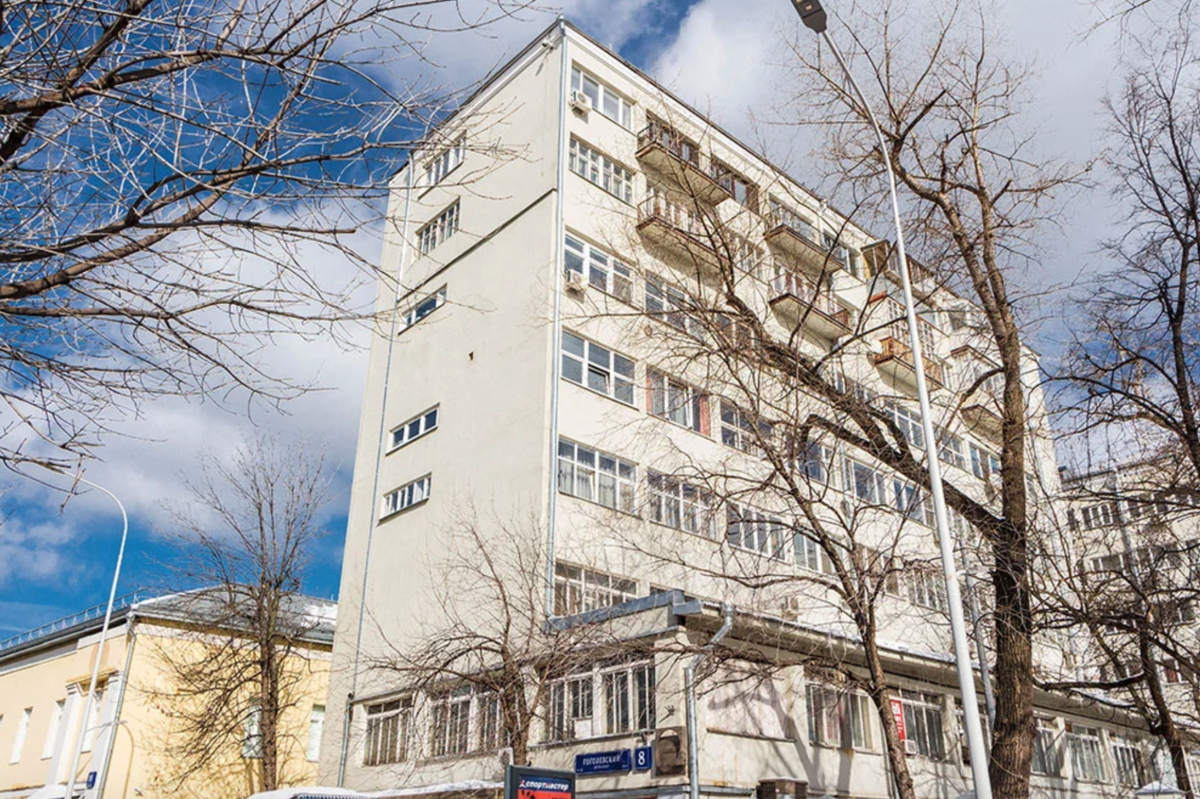 Дом на бульваре. Дом-коммуна на Гоголевском бульваре 8. Дома-Коммуны на Гоголевском бульваре. Дом архитекторов на Гоголевском бульваре. Дом ГИНЗБУРГА на Гоголевском бульваре