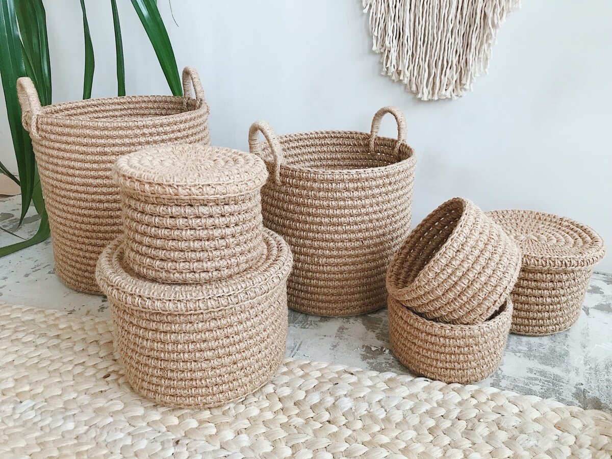 Мои корзины, связанные из джута