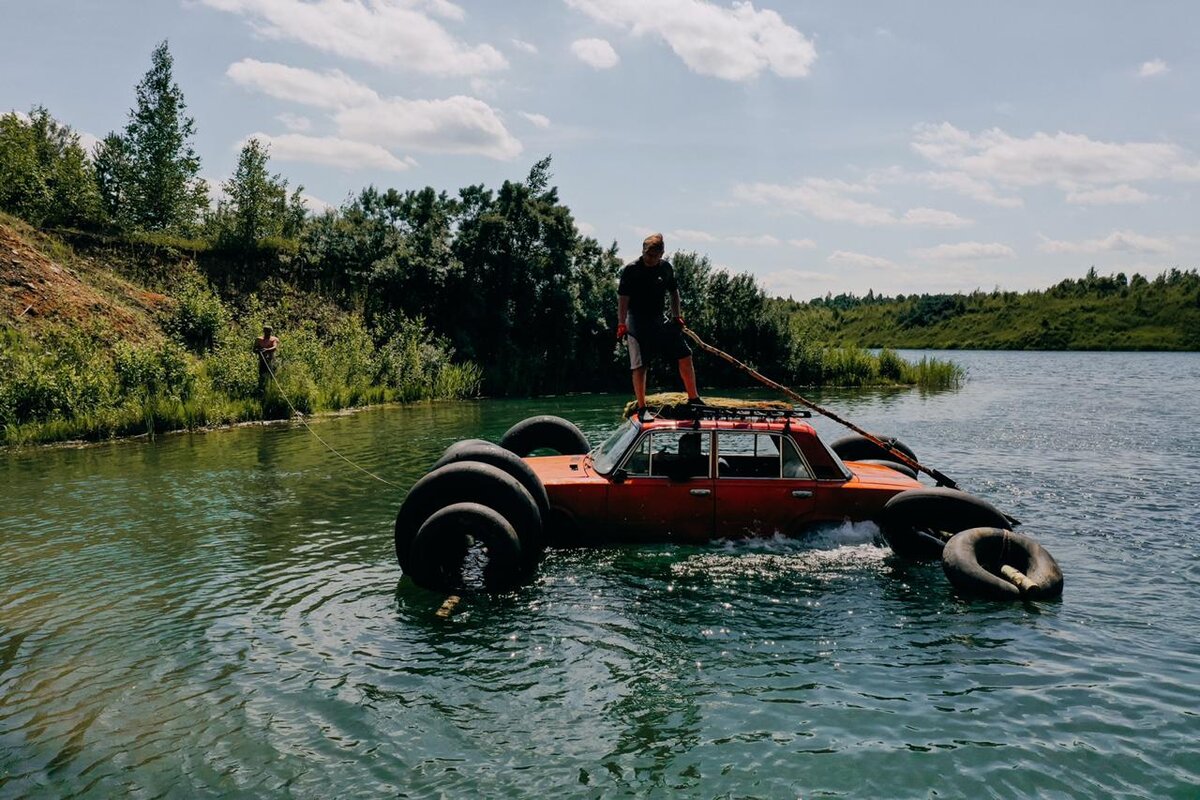 этой машине люфт рулевого не мешает 
