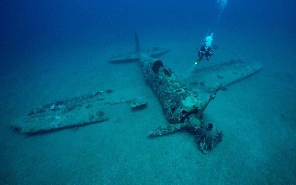 "Triunghiul Bermudelor".  Misterul disparițiilor din Oceanul Atlantic.