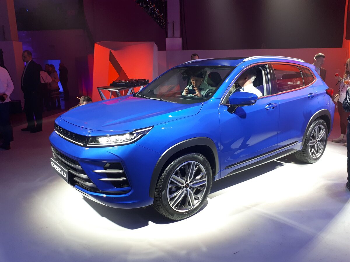     В России появится полноприводный Exeed LX Фото "АвтоВзгляд"