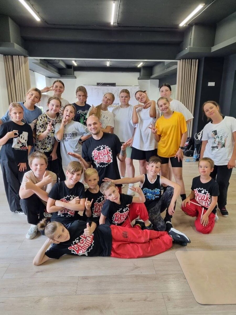 На второй картинке программа тренировок, выглядит впечатляюще!