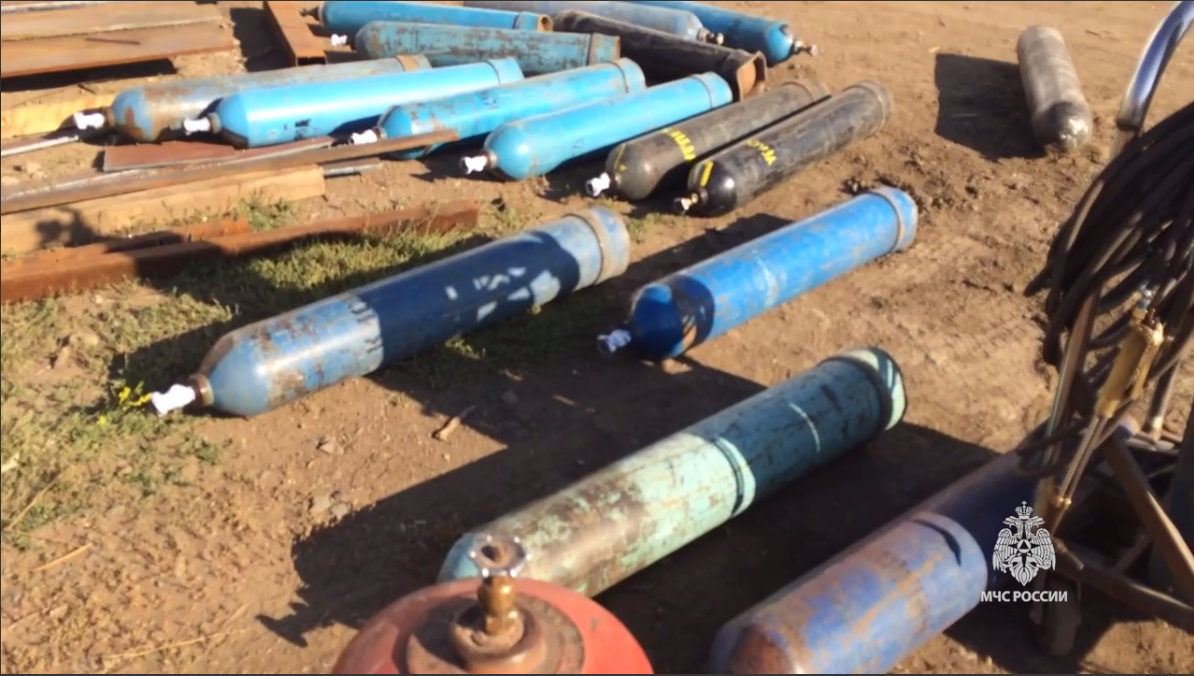    В Оренбурге в складе металлоконструкций на Беляевской открытый огонь ликвидирован Марина Шарт