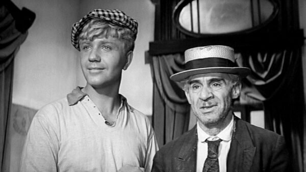    Кадр из фильма «Золотой теленок» режиссера Михаила Швейцера. 1968 год. Фото: kinoafisha.info