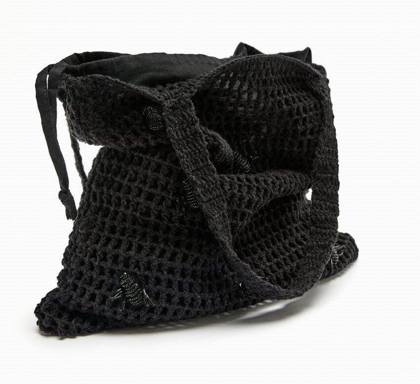 Оригинал: https://clck.ru/35dAAb (фото с сайта ZARA)