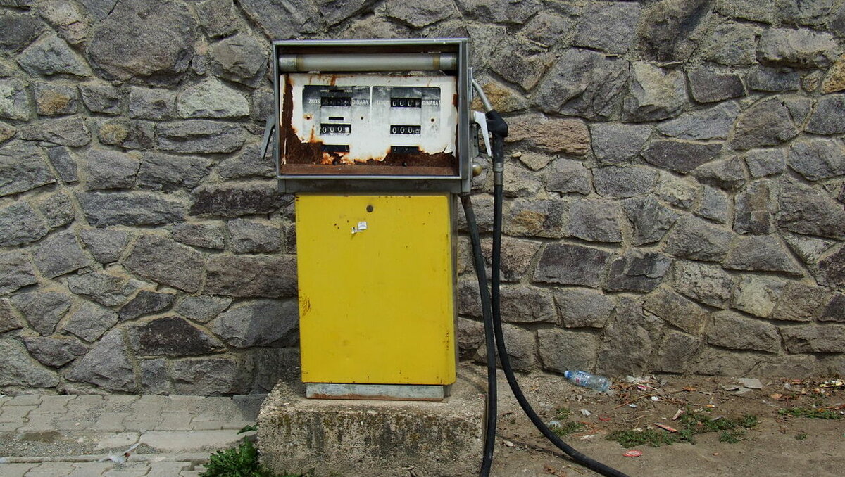 Из-за высоких цен ФАС проверит продавцов нефтепродуктов на Ставрополье
