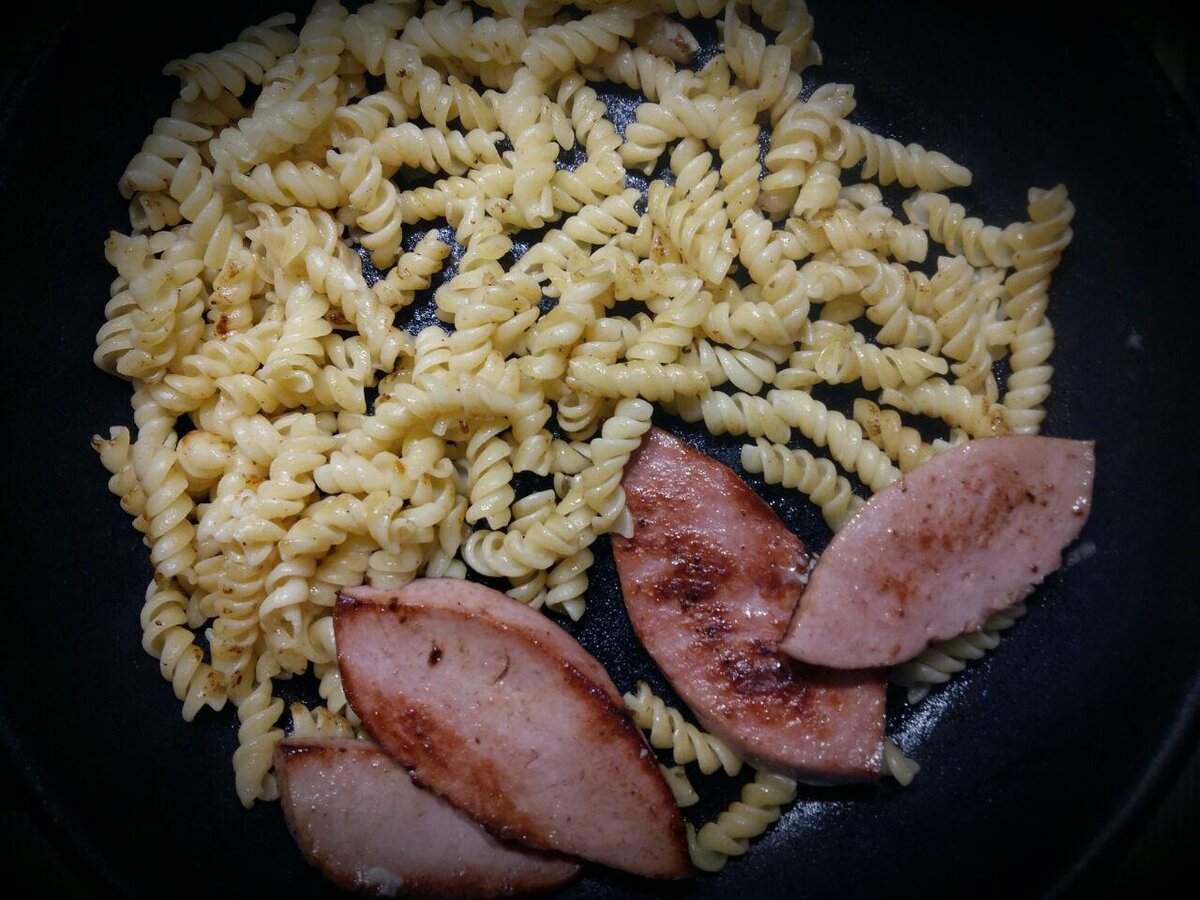 ÐÐ´Ð° ÑÐ¾ Ð²ÐºÑÑÐ¾Ð¼ Ð½Ð¾ÑÑÐ°Ð»ÑÐ³Ð¸Ð¸ Ð¿Ð¾ ÑÐ¾Ð²ÐµÑÑÐºÐ¾Ð¼Ñ Ð´ÐµÑÑÑÐ²Ñ: Ð¶Ð°ÑÐµÐ½Ð°Ñ ÐºÐ¾Ð»Ð±Ð°ÑÐ° Ð¸ Ð¼Ð°ÐºÐ°ÑÐ¾Ð½Ñ  | Ð­ÑÐ¸Ñ ÐÐ°ÑÐ¸Ñ | Ð¯Ð½Ð´ÐµÐºÑ ÐÐ·ÐµÐ½