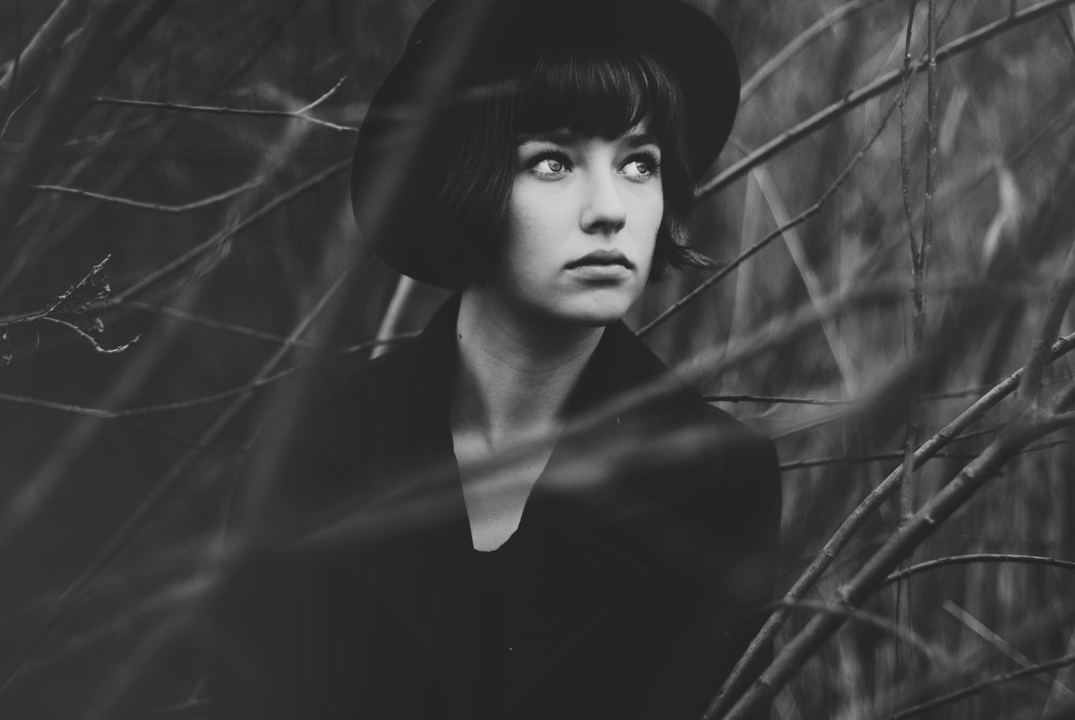 Иллюстрация к рассказу «Сара всегда носит шляпу»  