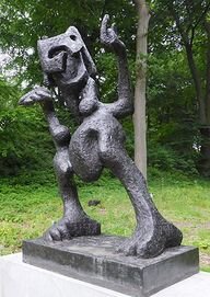 Наверное, здесь подходит поговорка "Дурная голова,ногам покоя не дает"