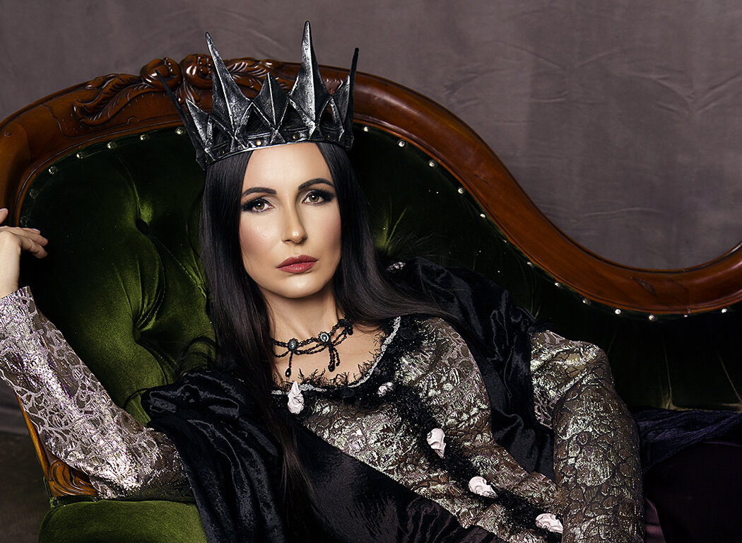 Женщины - королевы