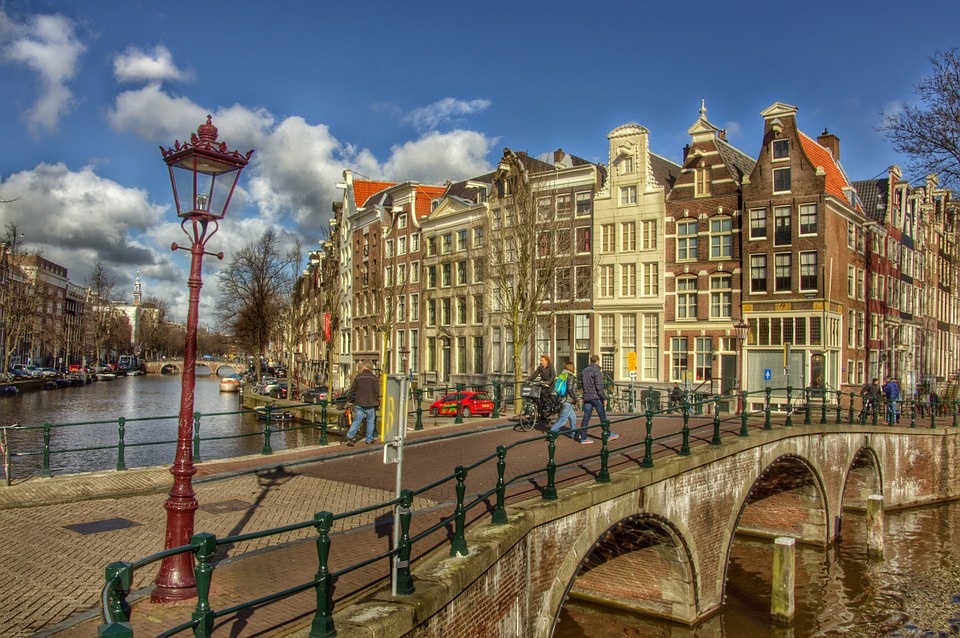 https://pixabay.com/ru/photos/%D0%B0%D0%BC%D1%81%D1%82%D0%B5%D1%80%D0%B4%D0%B0%D0%BC-keizersgracht-%D0%BD%D0%B8%D0%B4%D0%B5%D1%80%D0%BB%D0%B0%D0%BD%D0%B4%D1%8B-686460/