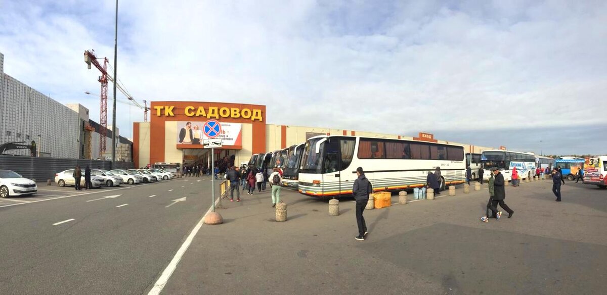 Садовод общественный транспорт. Автостанция Садовод в Москве. Рынок Люблино автобусная стоянка. Рынок Люблино стоянка автобусов. Рынок Садовод в Москве стоянка автобусов.