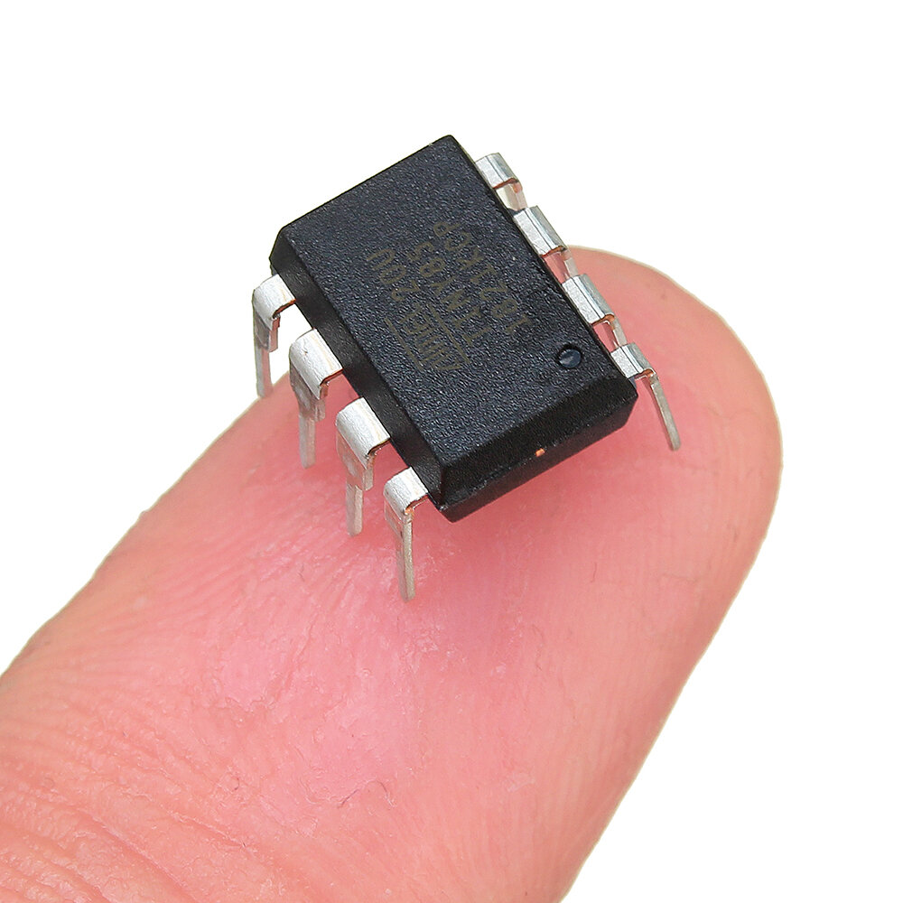 микрочип ATtiny85