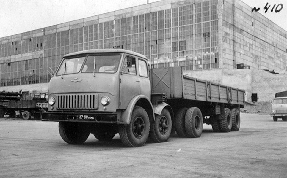 маз 504 седельный тягач ссср. маз 80. маз 500 тягач. маз 6422 с полуприцепом тент. маз 64221 седельный тягач.