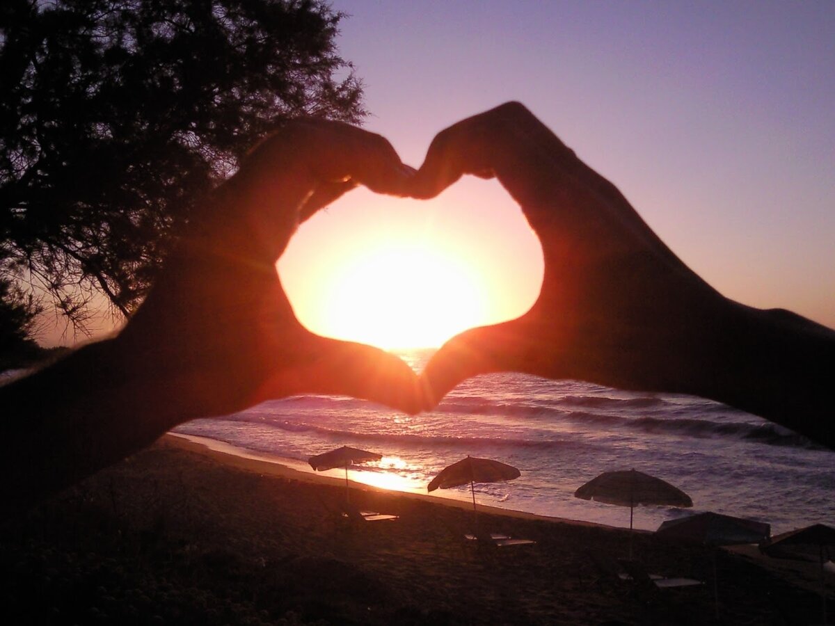 Верите ли Вы в любовь? Или для Вас это просто "химия"?