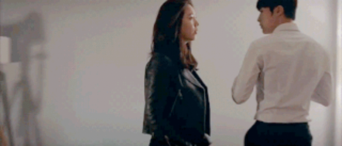 У До Хван и Рю Хва Ён 