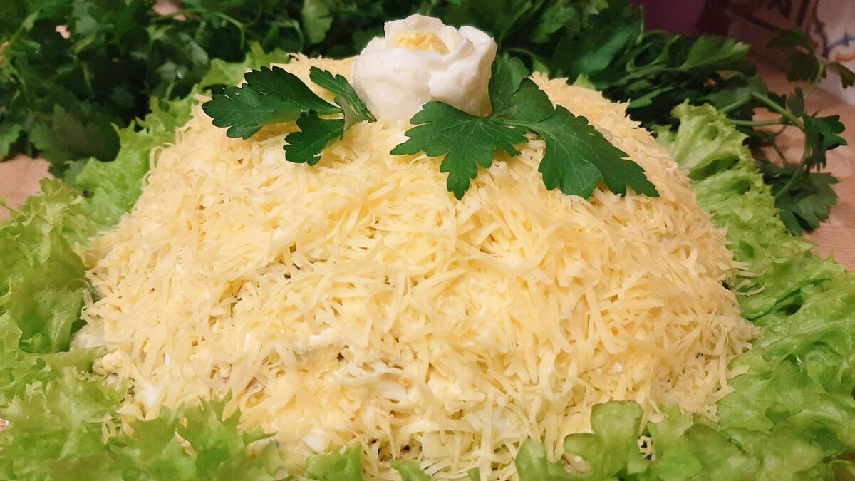 Салат с курицей, простой, быстрый и очень вкусный