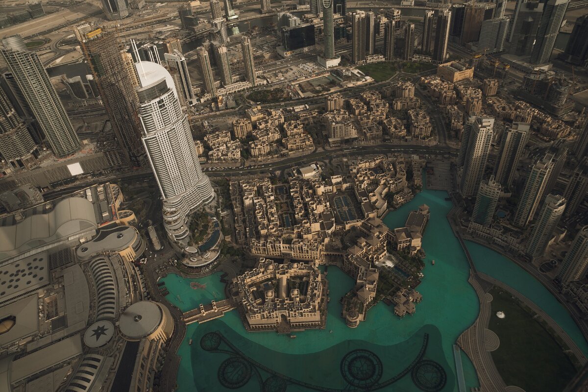 эдоардо тресольди: призрачная архитектура. абу даби vs дубай. абу даби сетка. абу даби сетка. абу даби сетка.