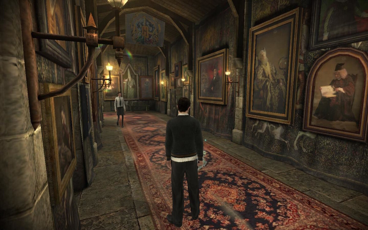 Портреты выглядят, как портреты! И висят они на Тряпочке! 