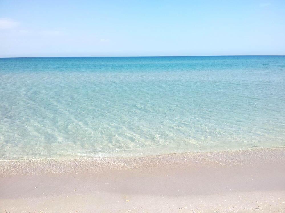 Песчаный пляж Крыма