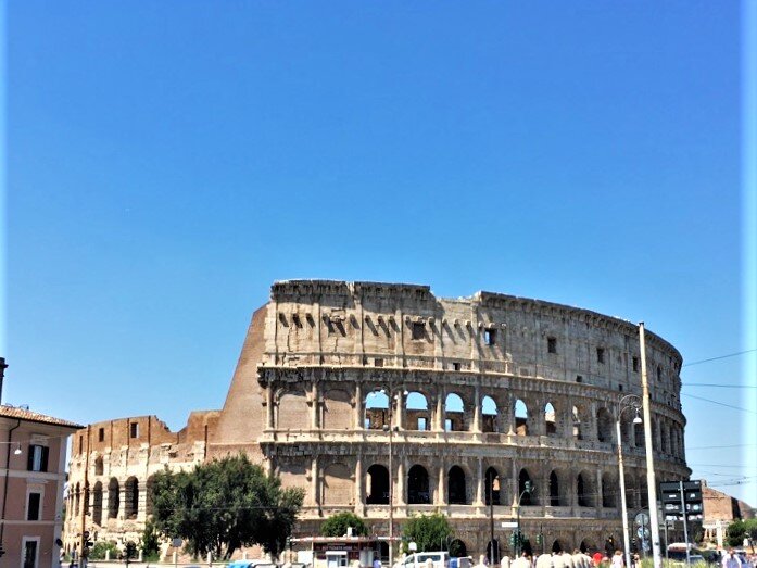 В Рим с пересадкой в Брюсселе? Легко! Еще и вафлей съедите:) 