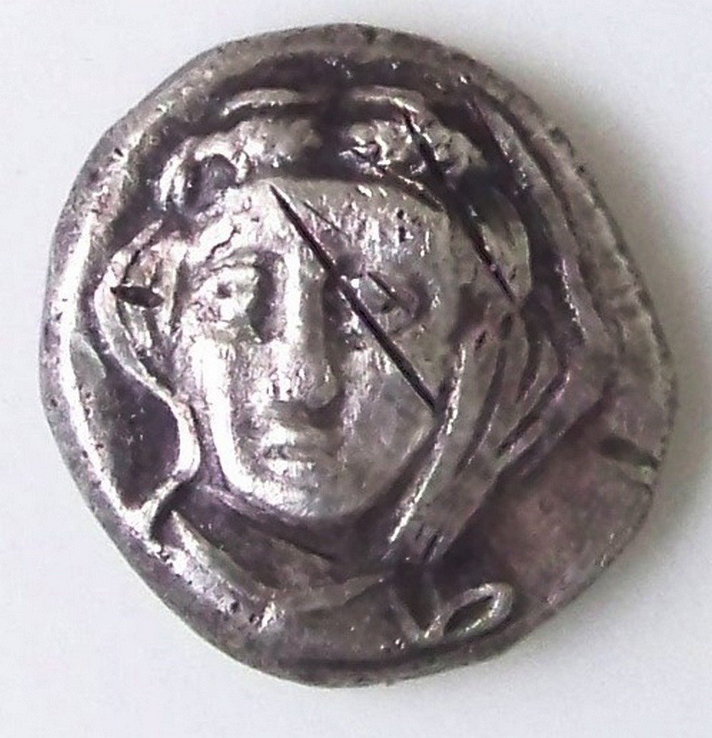 серебряная Деметра (Тира, IV в. до н. э. )