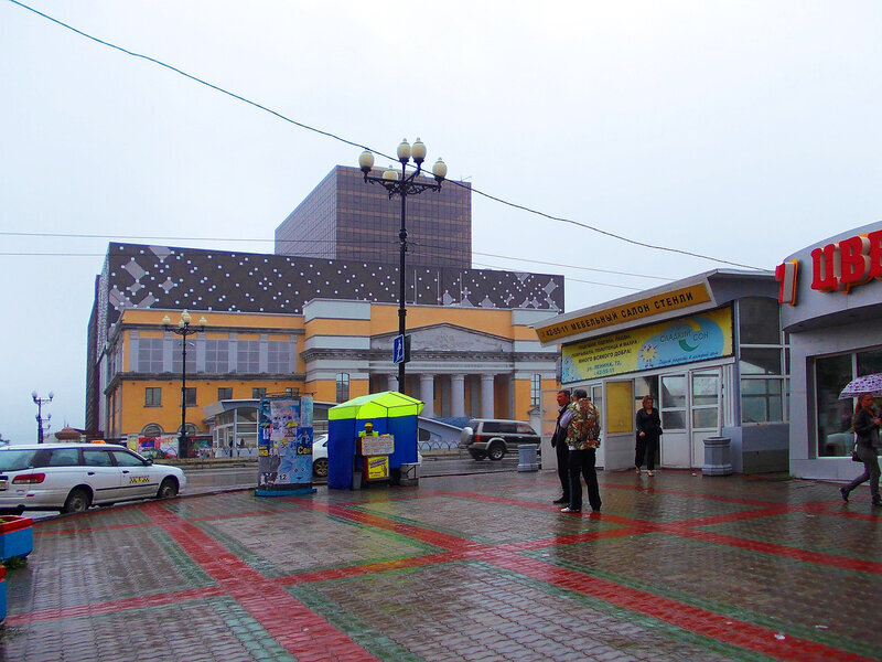 Как сносили площадь с монументом 50-летия СССР в Хабаровске