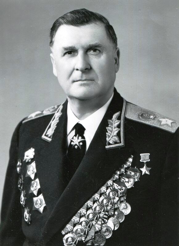 Маршал Советского Союза Герой Советского Союза Василий Данилович Соколовский. 