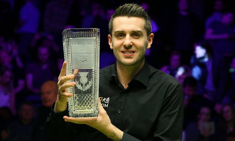 Марк Селби с трофеем Scottish Open. Фото: WST