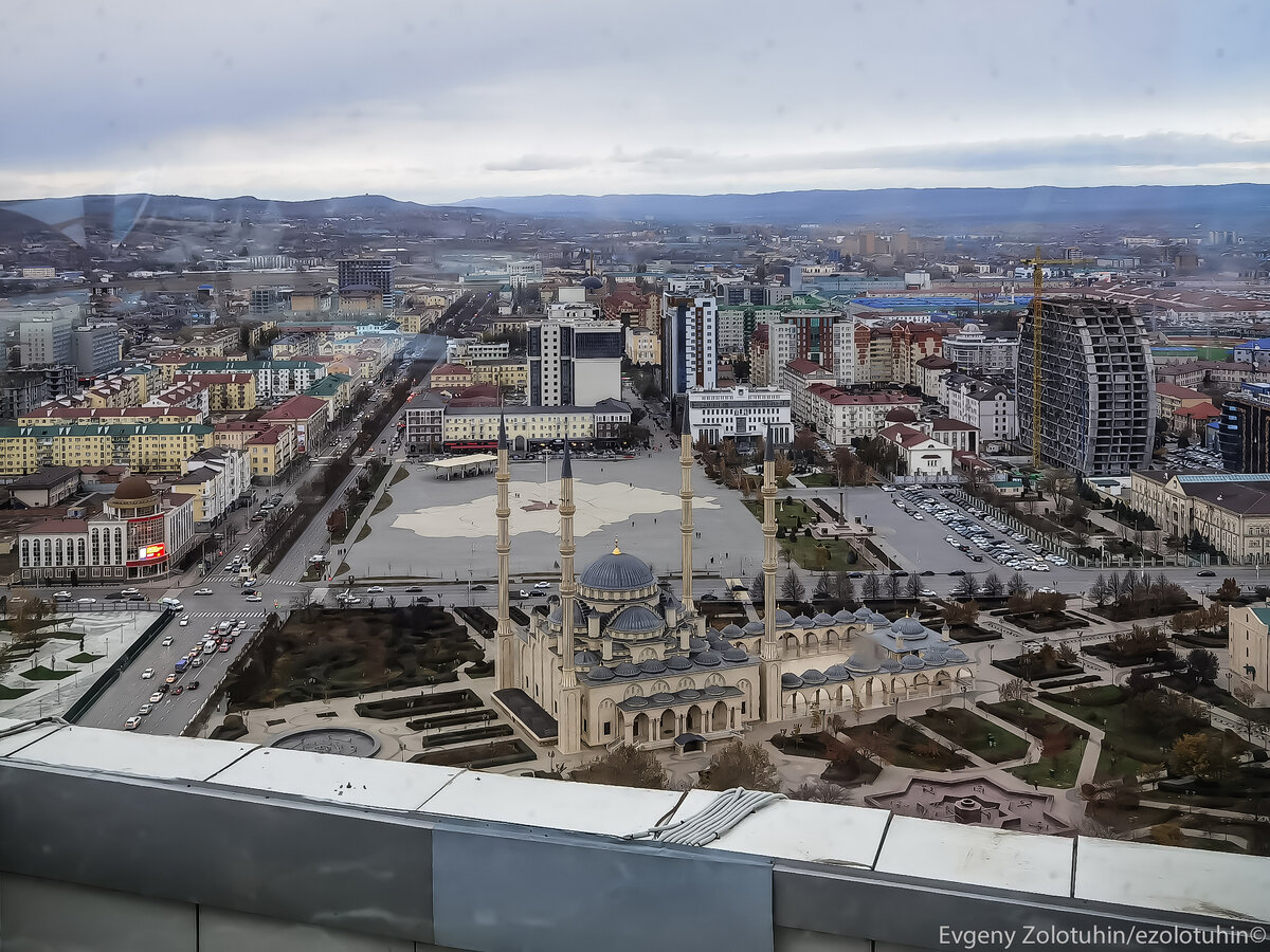 Как выглядел Грозный во времена СССР и как выглядит сейчас | EZOLOTUHIN |  Дзен