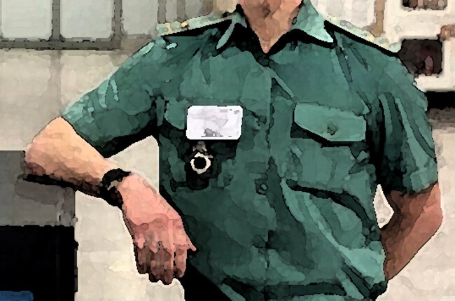 Конечно, лучше оставаться служить в своём ведомстве. При переходах многое сгорает. Но жизнь тяжёлая штука, бывает всякое 