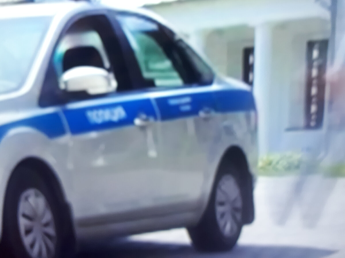 Полиция приехала быстро