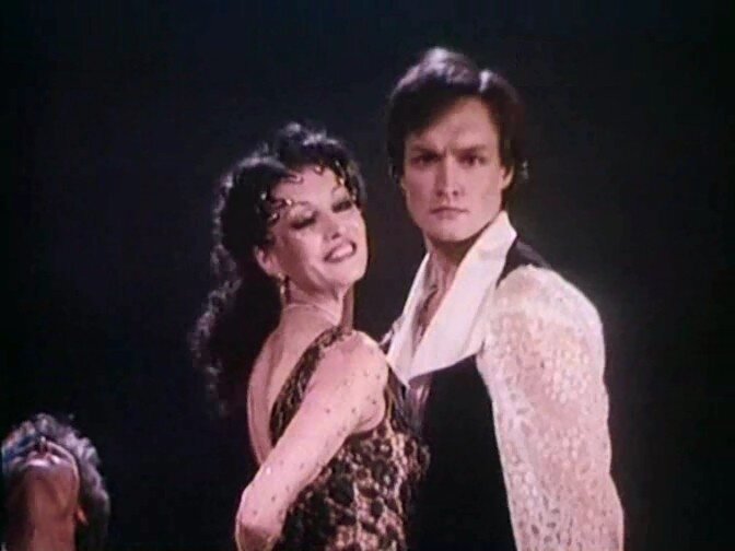 Кадр из фильма "Голубые города" (1985 г.). В.Ганибалова и А.Босов. Источник: https://www.kino-teatr.ru/