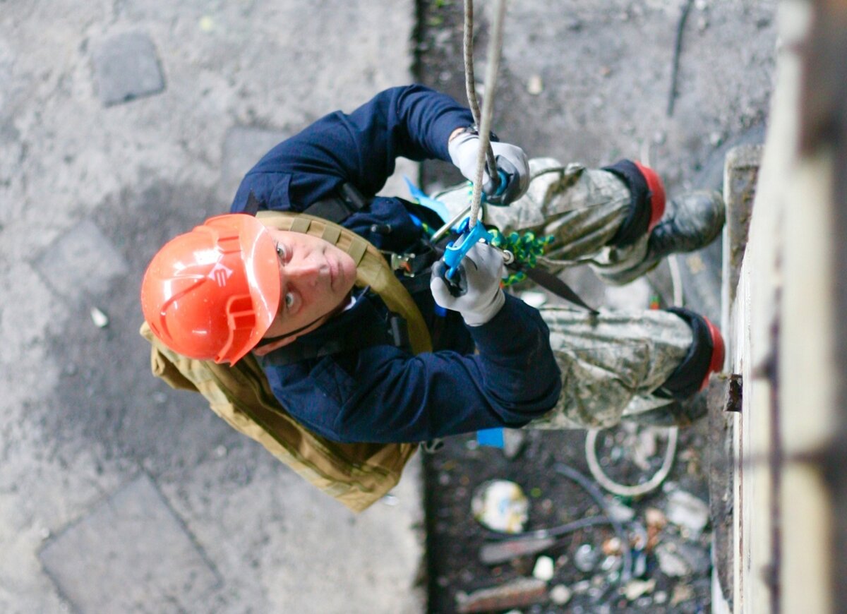 Практика высотных работ