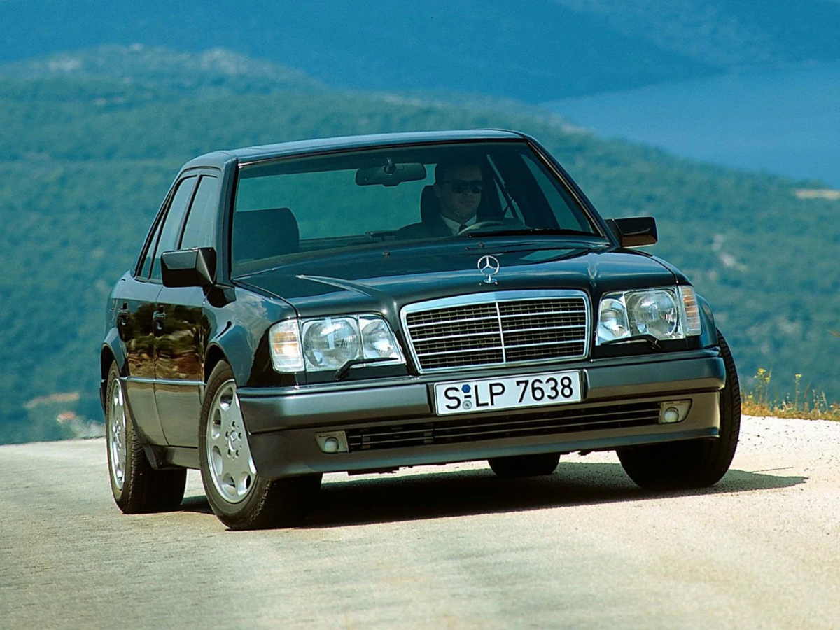 За сколько сейчас можно купить Mercedes-Benz W124 в хорошем состоянии? Я  проверил | Зато не в кредит | Дзен