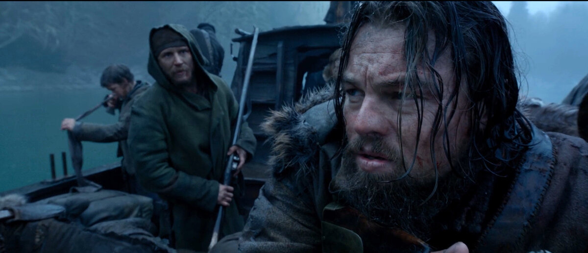 Кадр из кинофильма "Выживший", 2015 г., режиссер Алехандро Гонсалес Иньярриту, сценаристы Марк Л. Смит, Алехандро Гонсалес Иньярриту, Майкл Панке, композиторы Карстен Николай, Рюити Сакамото (скриншот для иллюстрации)