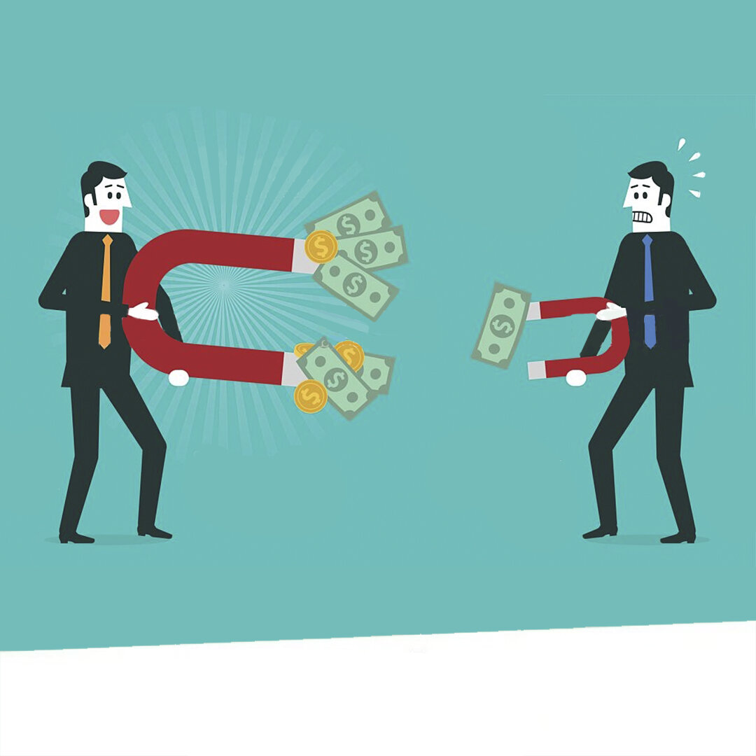 Виды   налоговых проверок Налоговые органы проводят два вида налоговых проверок: камеральные и выездные.
У них одна цель - проконтролировать соблюдение законодательства о налогах и сборах, в том числе проверить, правильно ли вы рассчитали и уплатили налоги, сборы и страховые взносы.
При этом они существенно отличаются друг от друга: по предмету и периоду проверки, срокам, периодичности, а также по глубине самой проверки
Давайте разбирается
1. Что такое камеральная налоговая проверка
Это проверка, которую инспекция проводит регулярно на основе вашей декларации (расчета, заявлений о получении налоговых вычетов в упрощенном порядке) и документов, самостоятельно представленных вами, а также документов, имеющихся у нее. Камеральную проверку проводят на территории инспекции без какого-либо специального решения (п. п. 1, 2, 10 ст. 88 НК РФ).
Если в установленный срок вы не подали декларацию по НДФЛ в отношении доходов от продажи (дарения) недвижимого имущества, инспекция может провести камеральную проверку на основании имеющихся у нее документов и информации (п. 1.2 ст. 88 НК РФ).
Камеральная проверка - это своего рода текущий контроль, который нужен для внесения корректировок (при необходимости).
2. Что такое выездная налоговая проверка
Это проверка, которую инспекция проводит на основе специального решения ее руководителя (его зама), как правило, на территории того, кого проверяют.
Выездную проверку могут проводить по одному, нескольким или сразу по всем налогам, сборам, страховым взносам. При этом инспекция может проверить три года, которые предшествуют году проверки. Обычно ее проводят, когда проверяемое лицо своими действиями вызвало интерес инспекторов и попало в план выездных проверок (п. п. 1, 3, 4, 17 ст. 89 НК РФ).
Выездная проверка - это глубокое изучение деятельности проверяемого лица для выявления серьезных недочетов, схем ухода от налогов, а также признаков налоговых преступлений.
3. Отличие камеральной проверки от выездной
основание проверки - камеральную проверку проводят без специального решения, основание - декларация (расчет, заявление о получении налоговых вычетов в упрощенном порядке) и документы, которые вы самостоятельно сдали в инспекцию или которые имеются у нее (п. п. 1, 2 ст. 88 НК РФ).
Выездную проверку проводят только на основании решения руководителя инспекции или его заместителя (п. 1 ст. 89 НК РФ);
предмет проверки - в рамках камеральной проверки проверяют ошибки в декларации (расчете), своевременность ее сдачи, правильность расчета и уплаты конкретного налога, по которому вы отчитывались, либо право на получение вычетов в упрощенном порядке (п. 1 ст. 88 НК РФ).
В рамках выездной проверки проверяют правильность расчета и уплаты одного или сразу нескольких налогов (сборов, страховых взносов) (п. п. 3, 4 ст. 89 НК РФ);
период проверки - камеральную проверку проводят за тот период, который охватывает поданная вами декларация (расчет, заявление о получении налоговых вычетов в упрощенном порядке) (п. 1 ст. 88 НК РФ). Например, за месяц, квартал, полугодие, год.
Выездная проверка может охватывать три года, которые предшествуют году проверки (п. 4 ст. 89 НК РФ);
место проверки - камеральную проверку проводят на территории инспекции, без выезда к вам (п. 1 ст. 88 НК РФ).
Выездную проверку обычно проводят на вашей территории. Но если вы не можете предоставить помещение, то ее проведут в инспекции (п. 1 ст. 89 НК РФ);
срок проверки - камеральную проверку на основании отчетности проводят в течение трех месяцев со дня подачи декларации (расчета). Этот срок нельзя продлить. Исключение - декларация по НДС, по ней, как правило, проверка идет два месяца, и этот срок могут продлить до трех месяцев, если есть признаки нарушений. Камеральную проверку по заявлению о получении налоговых вычетов в упрощенном порядке проводят в течение 30 календарных дней со дня подачи заявления. Этот срок можно продлить до трех месяцев, если есть признаки нарушений (п. 2 ст. 88 НК РФ).
Срок выездной проверки - два месяца с даты вынесения решения. Его могут продлить до четырех - шести месяцев. Если отдельно проверяют филиал или представительство, срок проверки - не больше одного месяца (п. п. 6, 7 ст. 89 НК РФ). В отличие от камеральной проверки выездную могут приостановить;
периодичность проверки - камеральную проверку проводят по каждой поданной декларации (расчету, заявлению о получении налоговых вычетов в упрощенном порядке), в том числе и по уточненной декларации (расчету) (п. 1 ст. 88 НК РФ).
Выездную проверку по общему правилу не должны проводить больше двух раз за календарный год (п. п. 5, 7 ст. 89 НК РФ);
мероприятия налогового контроля - в рамках камеральной проверки они используются не так широко. Так, проверяющие могут запрашивать у вас дополнительные документы только в строго определенных случаях. Например, если вы заявляете НДС к возмещению или применяете налоговые льготы (для их подтверждения) (п. п. 6, 7, 8 ст. 88 НК РФ). Они также могут проводить и другие мероприятия, но делают это редко.
При выездной проверке гораздо чаще используют мероприятия налогового контроля и прибегают к более разнообразным их видам. Так, проверяющие могут (п. п. 9, 12, 13, 14 ст. 89, ст. ст. 90 - 97 НК РФ):
истребовать документы, которые относятся к предмету проверки;
допросить свидетелей;
провести инвентаризацию имущества;
привлечь эксперта (специалиста), переводчика для участия в проверке;
провести осмотр помещений и территорий;
сделать выемку документов и предметов;
оформление результатов проверки - по итогам камеральной проверки оформляют акт, только если есть нарушения (п. 5 ст. 88, п. 1 ст. 100 НК РФ).
По итогам выездной проверки составляют справку, а затем акт. Не имеет значения, есть нарушения или нет (п. 1 ст. 100 НК РФ).
Если камеральная проверка проводится в связи с непредставлением в срок декларации по НДФЛ по доходам от продажи (дарения) недвижимости, то проводится она на основании документов (информации) о налогоплательщике и соответствующих доходах (п. 1.2 ст. 88 НК РФ).
Проводится она в течение трех месяцев со дня, следующего за днем истечения срока уплаты налога.
Необходимые пояснения, затребованныеналоговиками, нужно представить в течение пяти дней.
Если вы представили декларацию до завершения проверки, ее прекращают, а на основании поданной декларации начинают новую. При этом инспекция может использовать документы (информацию), которые получила в ходе прекращенной проверки и иных мероприятий налогового контроля.