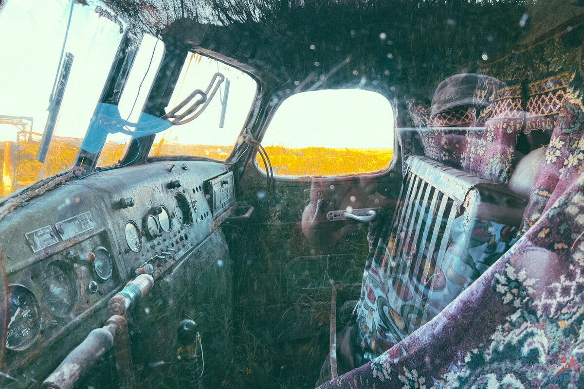 «Машина на ходу, заводить не вздумайте!» - сторож разрешил взглянуть на ...