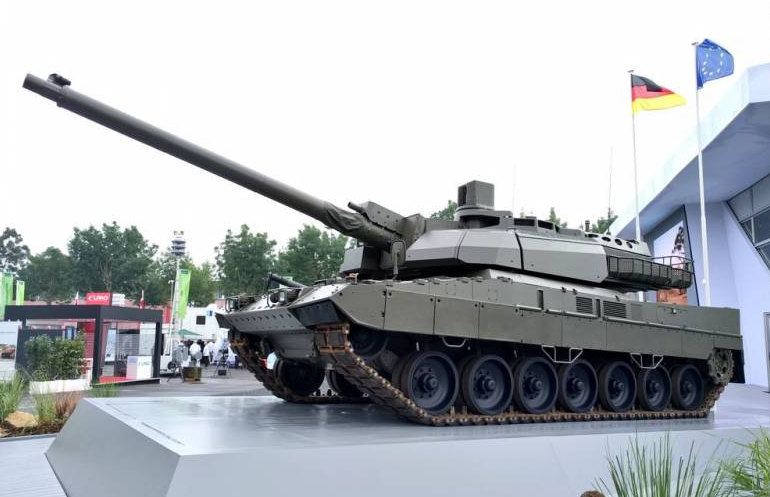 Первый макет ЕМВТ