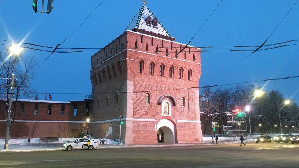     Нижегородские коммунисты предложили переименовать Ошарскую площадь в Сталинградскую. Информация об этом опубликована на сайте местного отделения КПРФ.
