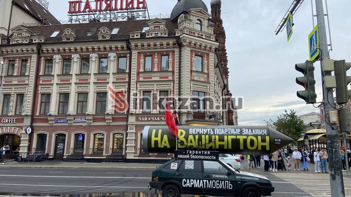     Жителя Татарстана Равиля Гарифуллина задержали и доставили в отдел полиции Волгограда за разжигание ненависти к американцам. Он разъезжал по стране на «Сарматмобиле». Об этом мужчина пишет в своем Telegram-канале.