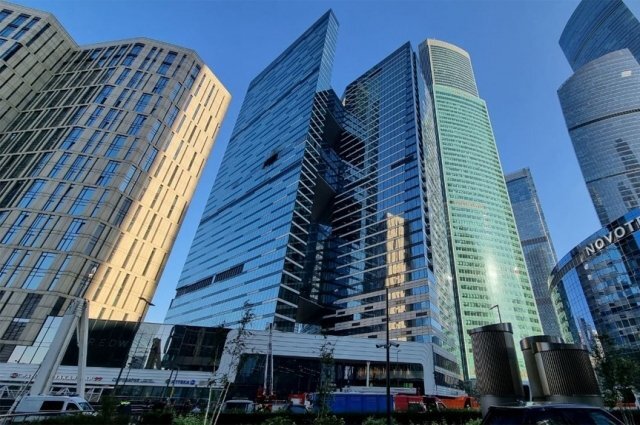    Почему украинские беспилотники часто попадают в здания «Москва-Сити»?