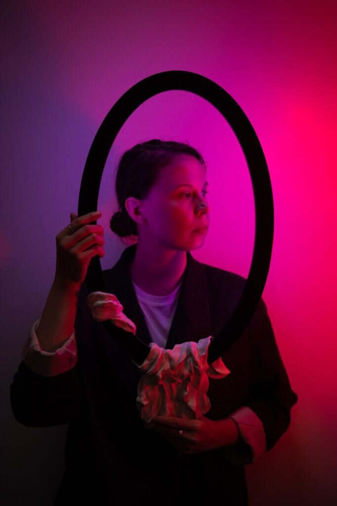   📷
